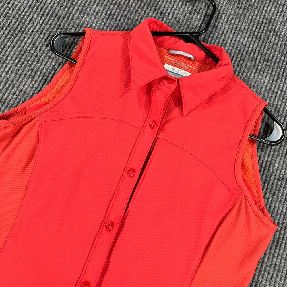 Columbia Shirt Womens Medium Red Sleeveless Button Up Outdoor Fishing Camping